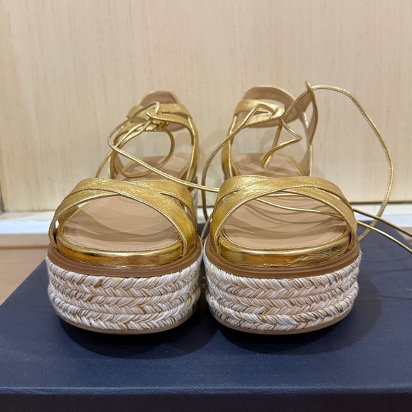 Sergio Rossi Gold Platform Sandals - Picture 3 of 5